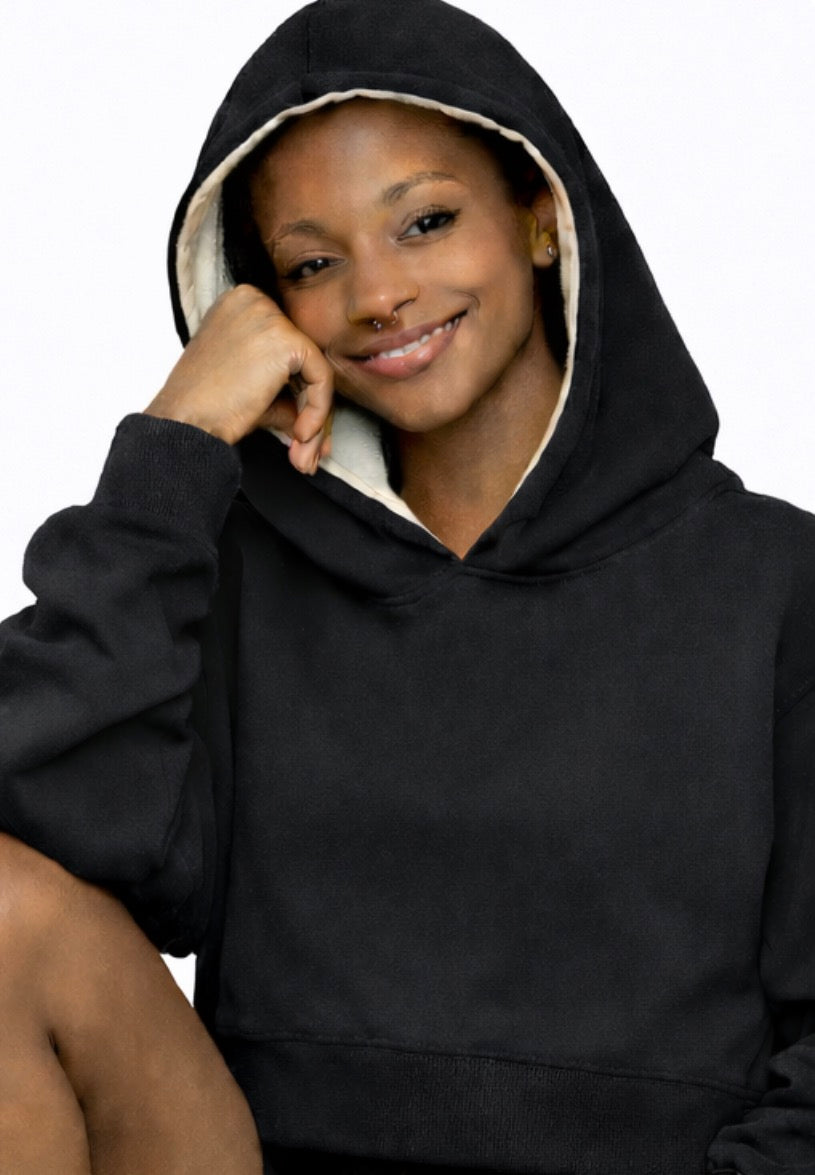 BLK n’ Cream // 01